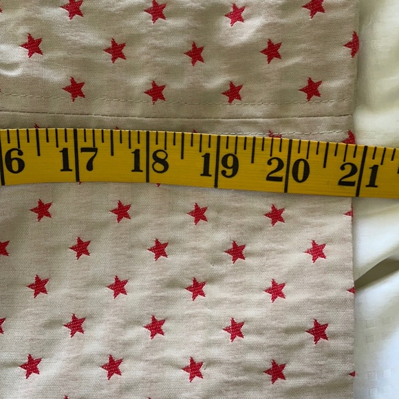 🇨🇦 Christian Chenail Satiny Cream Pencil Skirt With Red Stars, Size 6 - Picture 16 of 16